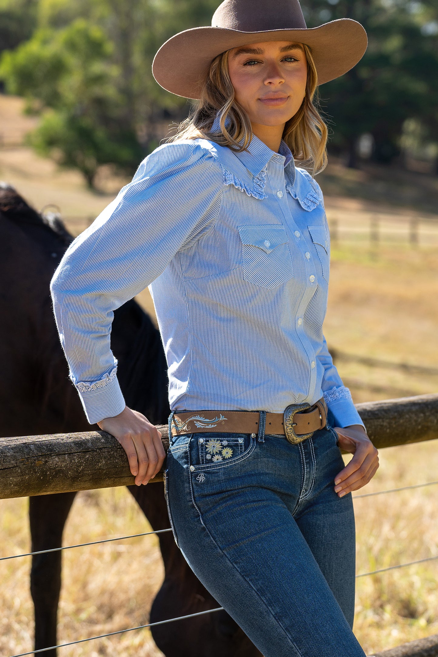 Pure Western Women’s Lexi Stripe Western Long Sleeve Shirt