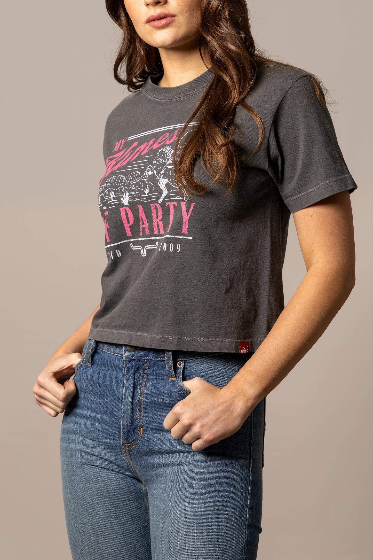 Kimes Ranch Womens Party Tshirt - Pepper