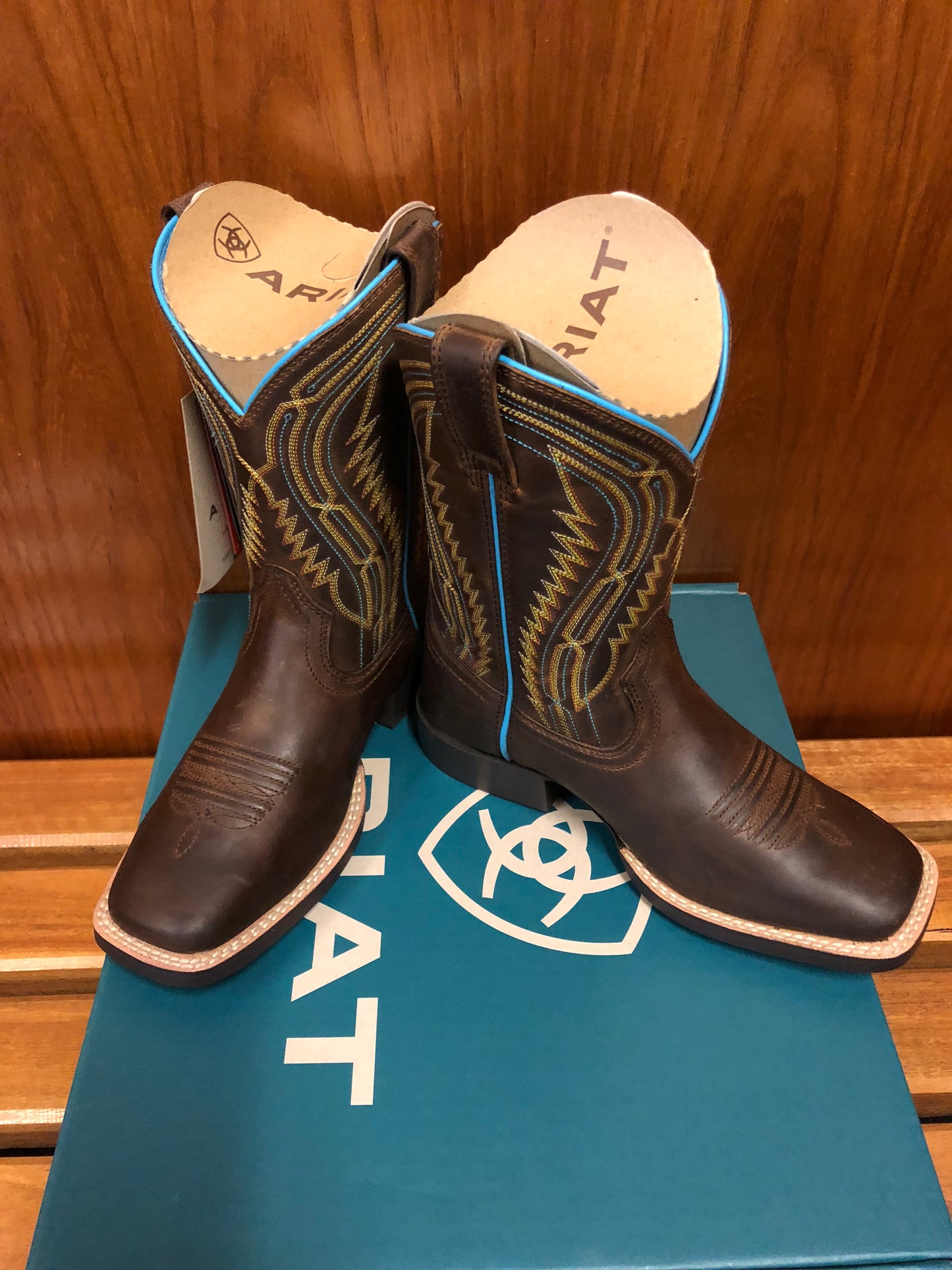 ARIAT KIDS CHUTE BOSS