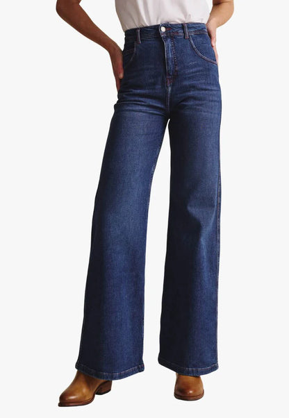 S. Kidman Women's Yarra High Waist Jean - Mid Wash