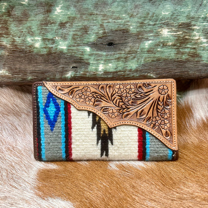 The Design Edge White Saddle Blanket Slim Wallet TSB22B