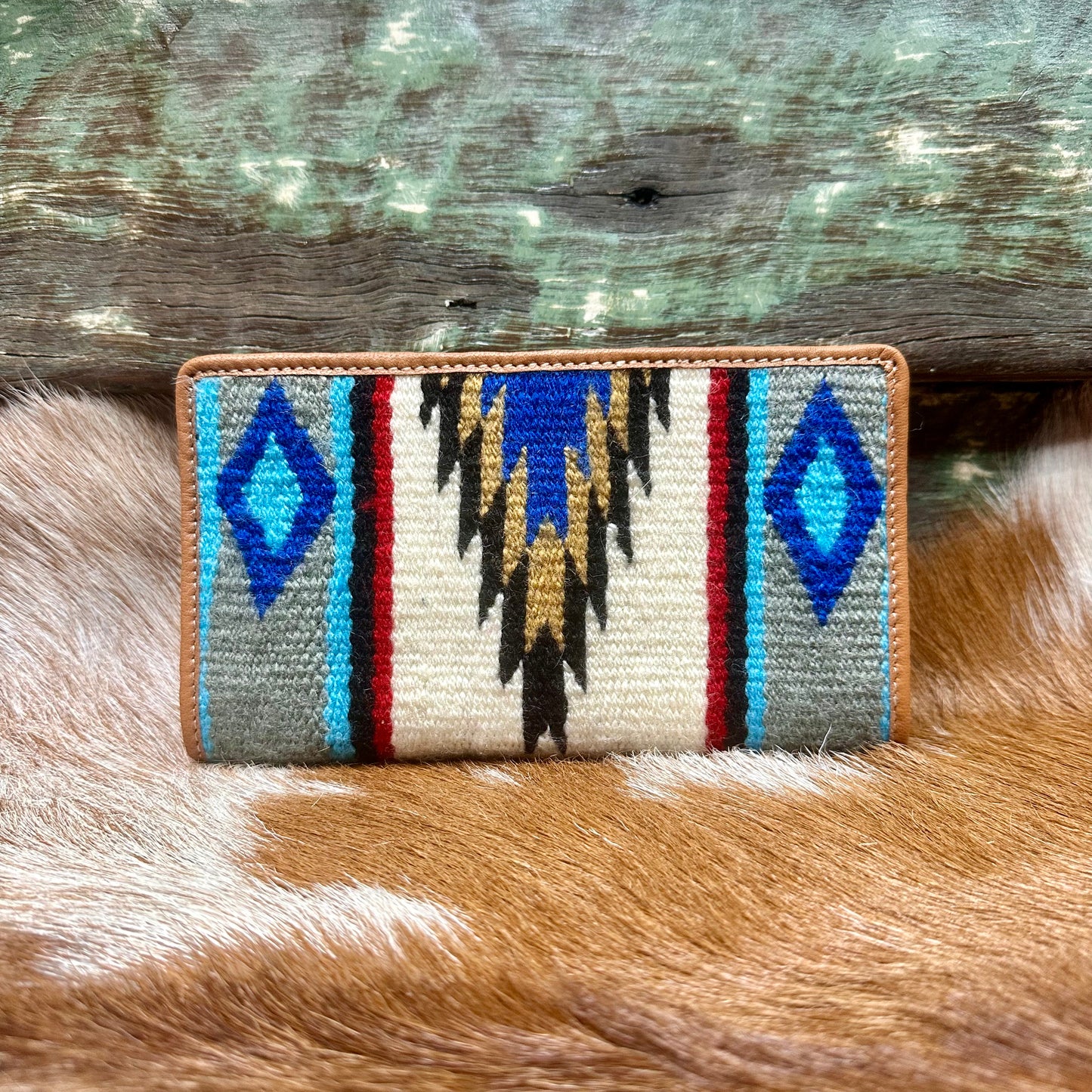 The Design Edge White Saddle Blanket Slim Wallet TSB22B