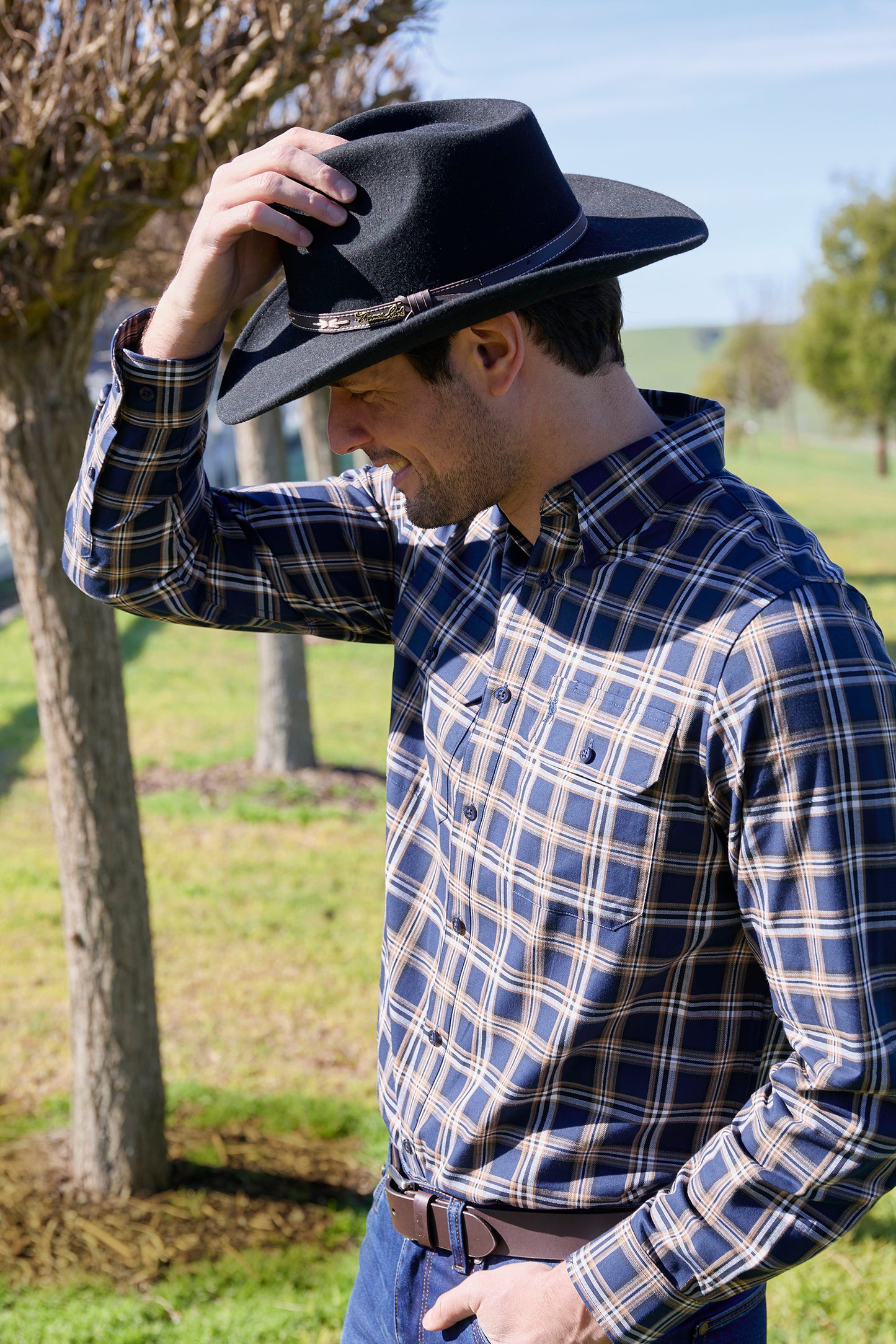 Thomas Cook Men’s Dylan Check 2-Pocket Long Sleeve Shirt