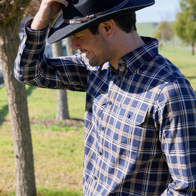 Thomas Cook Men’s Dylan Check 2-Pocket Long Sleeve Shirt