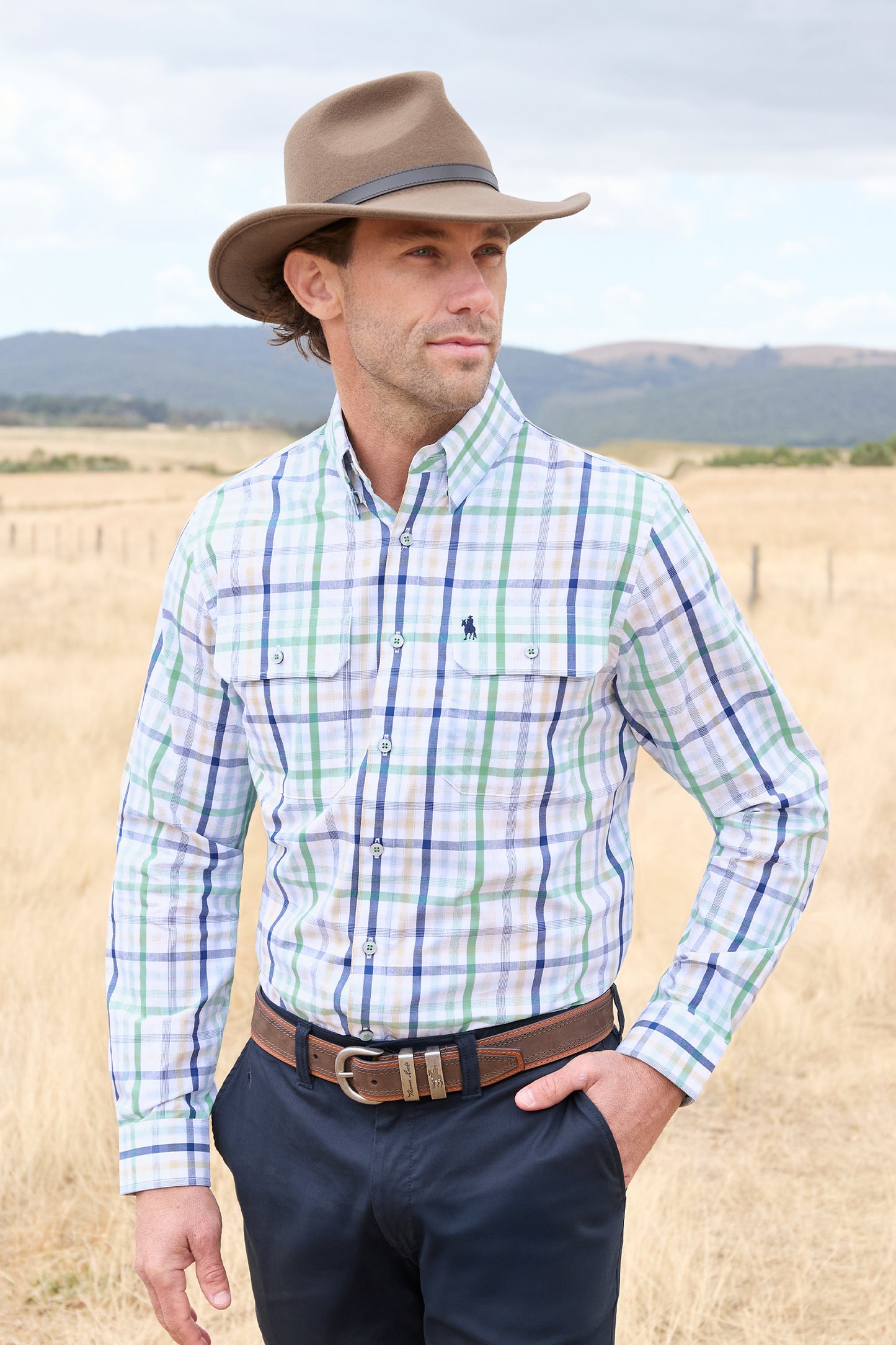 Thomas Cook Men’s Louie Check 2-Pocket Long Sleeve Shirt