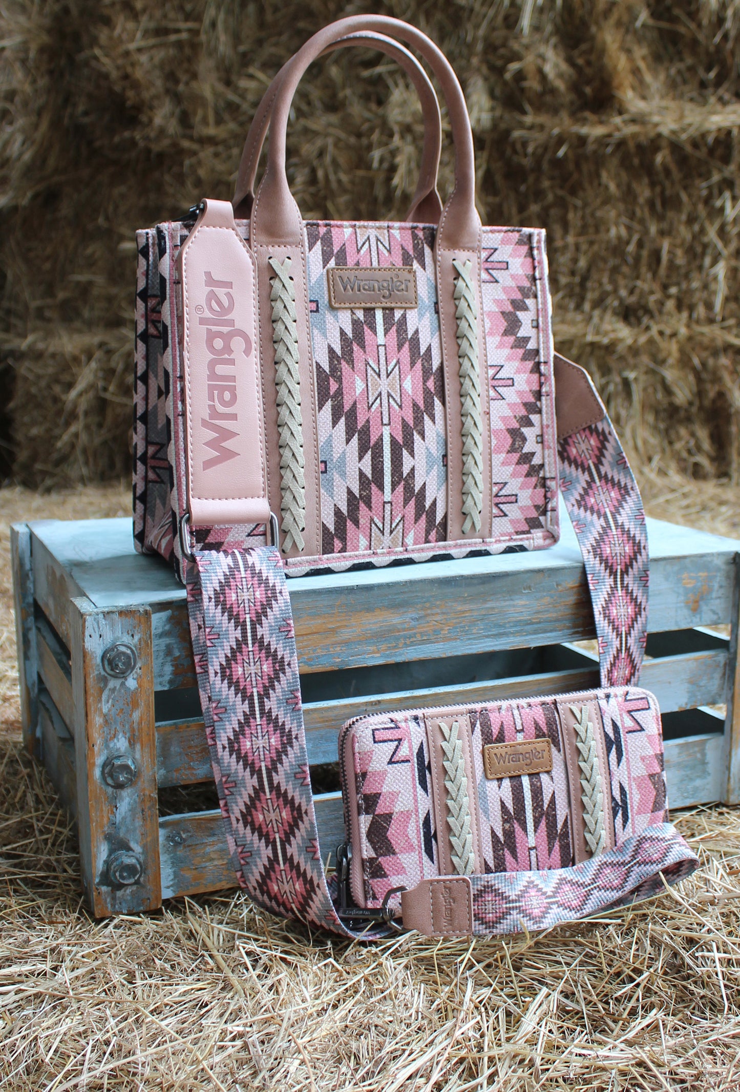 Wrangler Phoenix Crossbody Bag - Pink