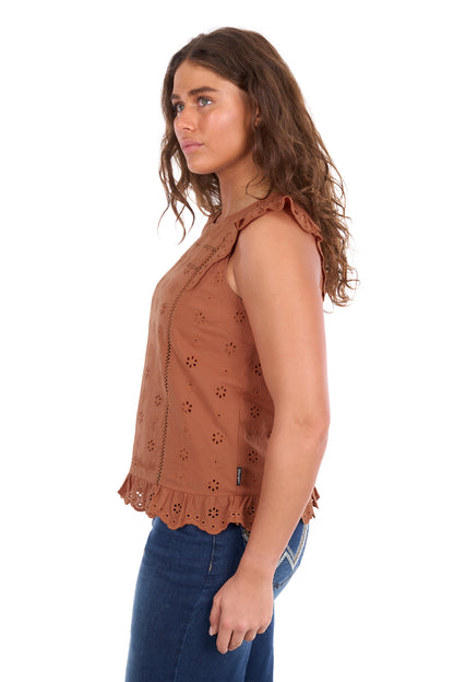 Wrangler Women’s Grace Sleeveless Blouse