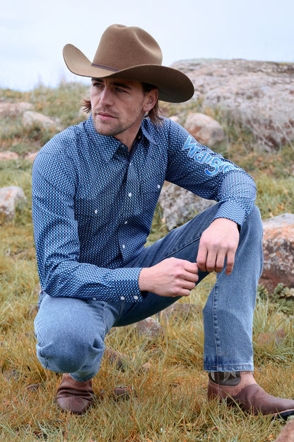 Wrangler Men’s Kyle Print Logo Western Long Sleeve Shirt