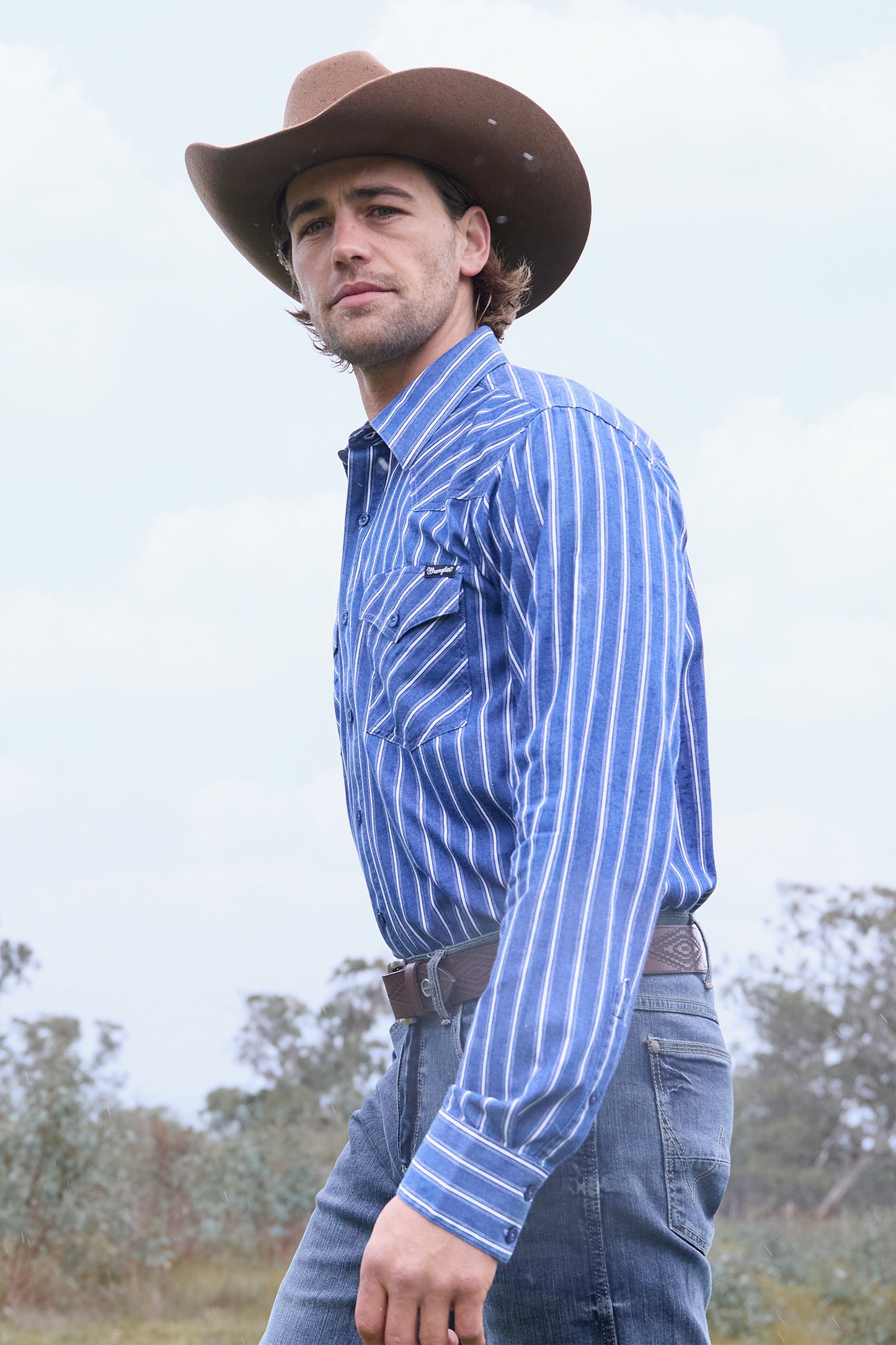 Wrangler Men’s Roy Stripe Western Button Down Long Sleeve Shirt