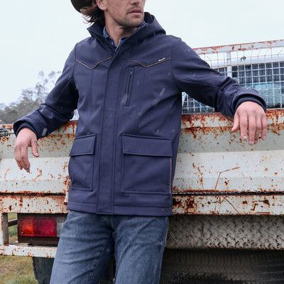 Wrangler Men’s Cade Logo Softshell Jacket