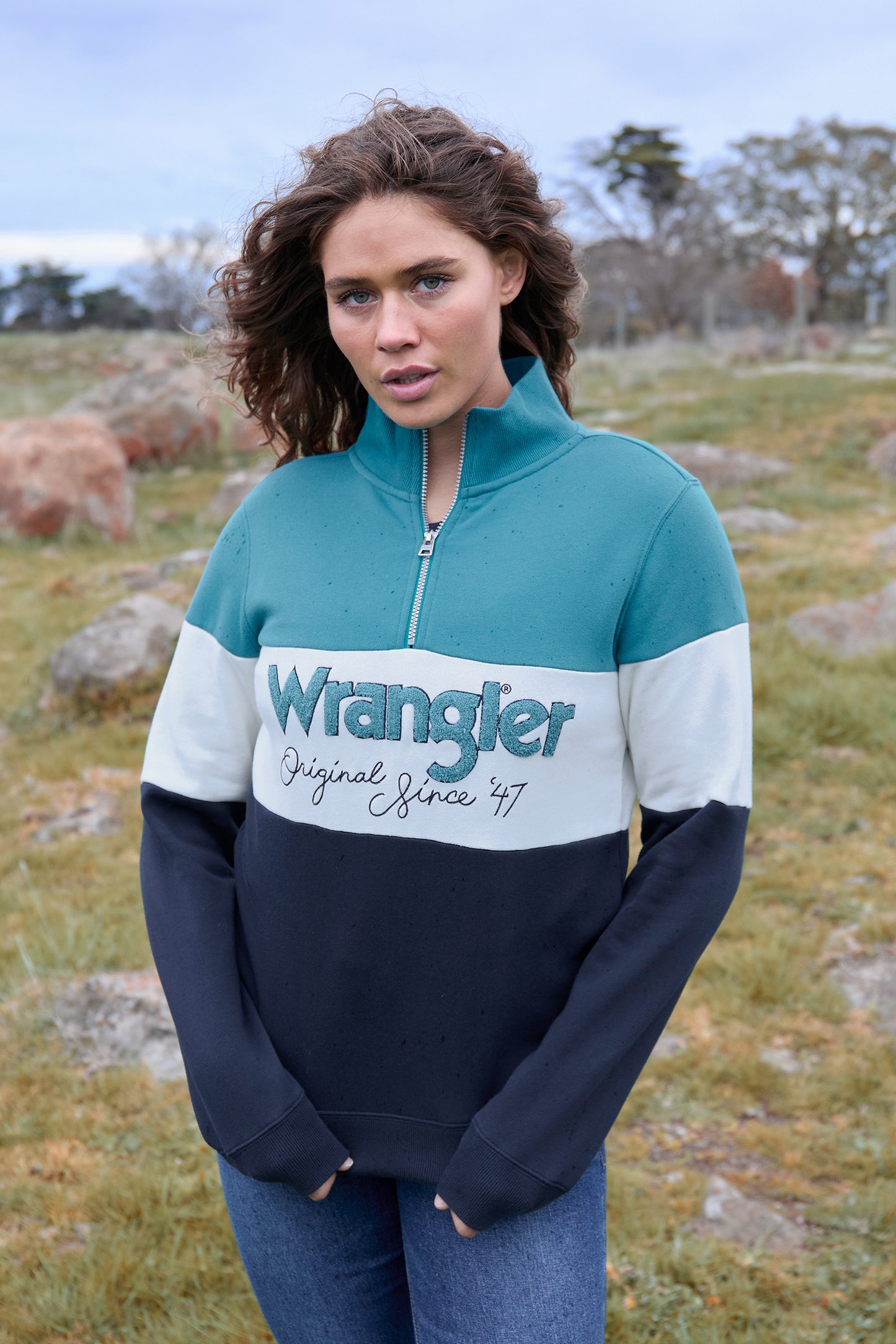 Wrangler Women’s Dana 1/4 Zip Pullover