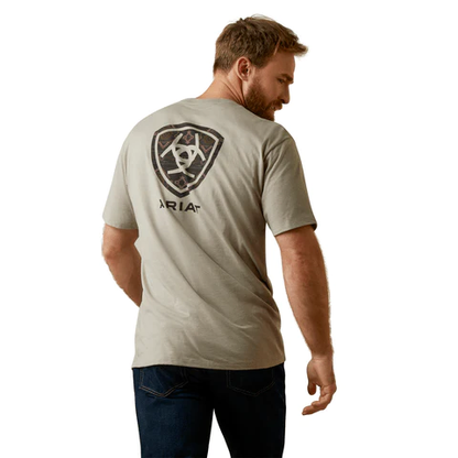 ARIAT MENS SERAPE ISLAND SS TEE KHAKI HEATHER