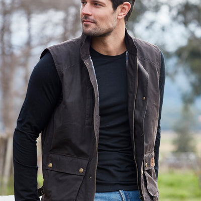 Burke & Wills Mens Capricorn Vest