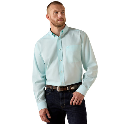 Ariat Men's Wrinkle Free Solid Pinpoint Oxford Classic Fit  Long Sleeve Shirt - Angel Blue