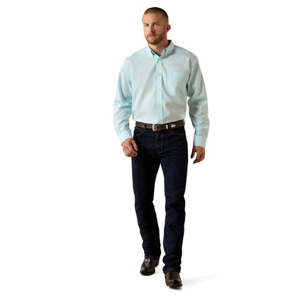 Ariat Men's Wrinkle Free Solid Pinpoint Oxford Classic Fit  Long Sleeve Shirt - Angel Blue