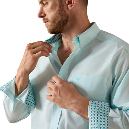 Ariat Men's Wrinkle Free Solid Pinpoint Oxford Classic Fit  Long Sleeve Shirt - Angel Blue