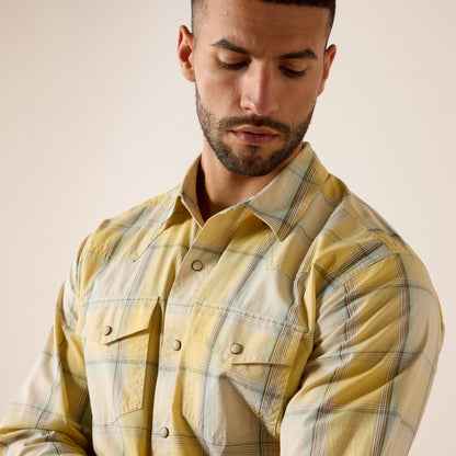 Ariat Men's Retro Hux Fitted Snap Long Sleeve Shirt - Chai Tea Plaid