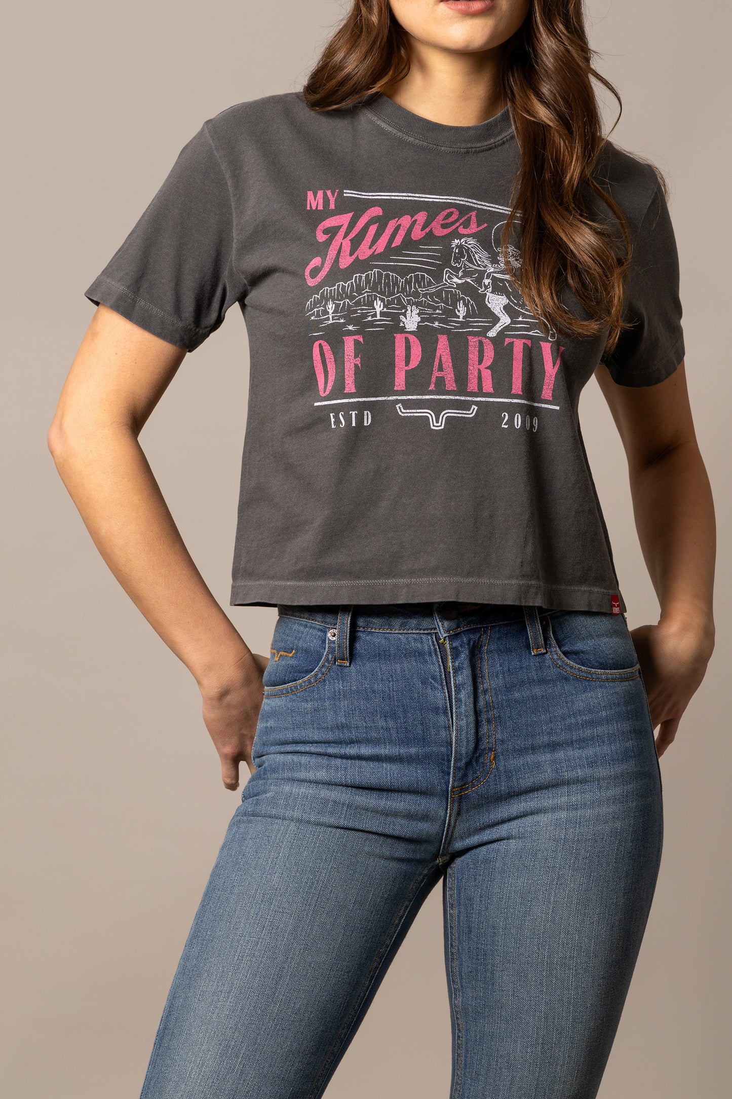Kimes Ranch Womens Party Tshirt - Pepper