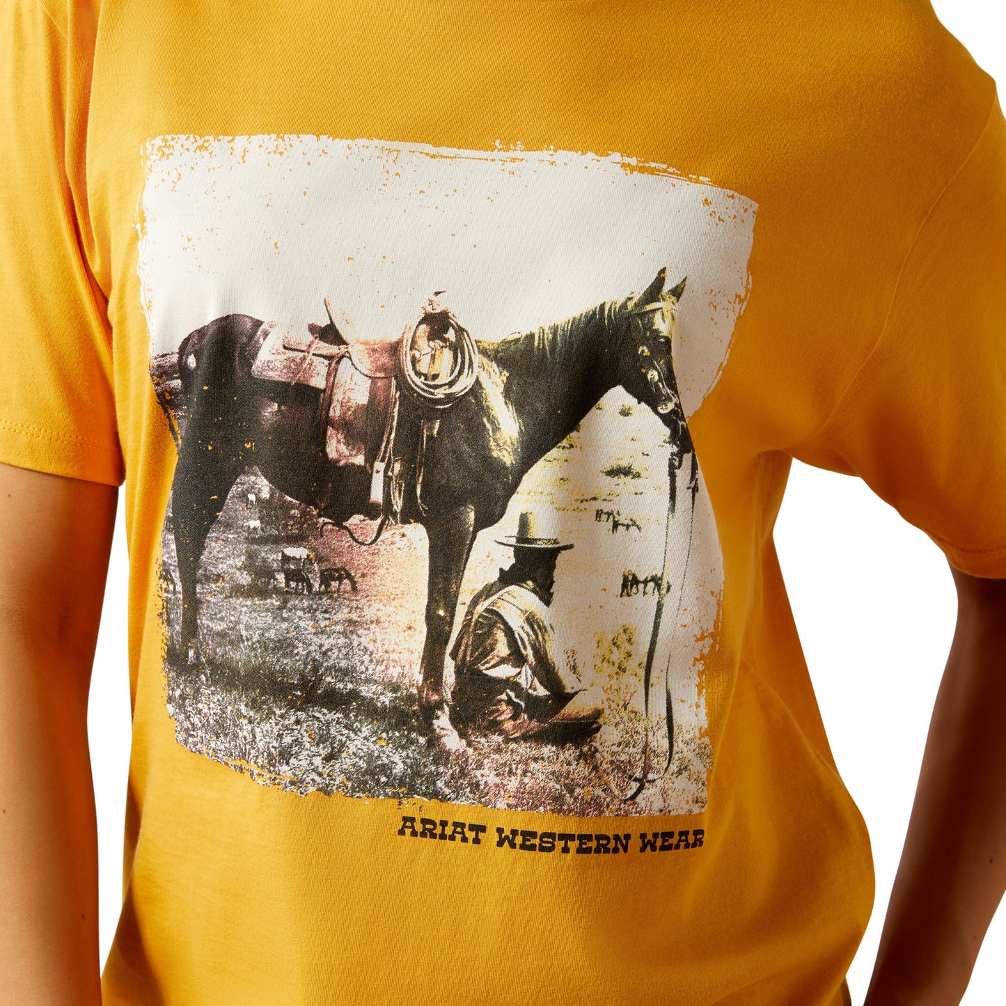 Ariat Women's Western Photo Tee - Mustard